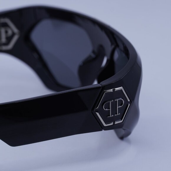 Philipp Plein SPP153 Z42X Sunglasses Black Geometric Frame, Grey Lenses - Picture 4 of 10